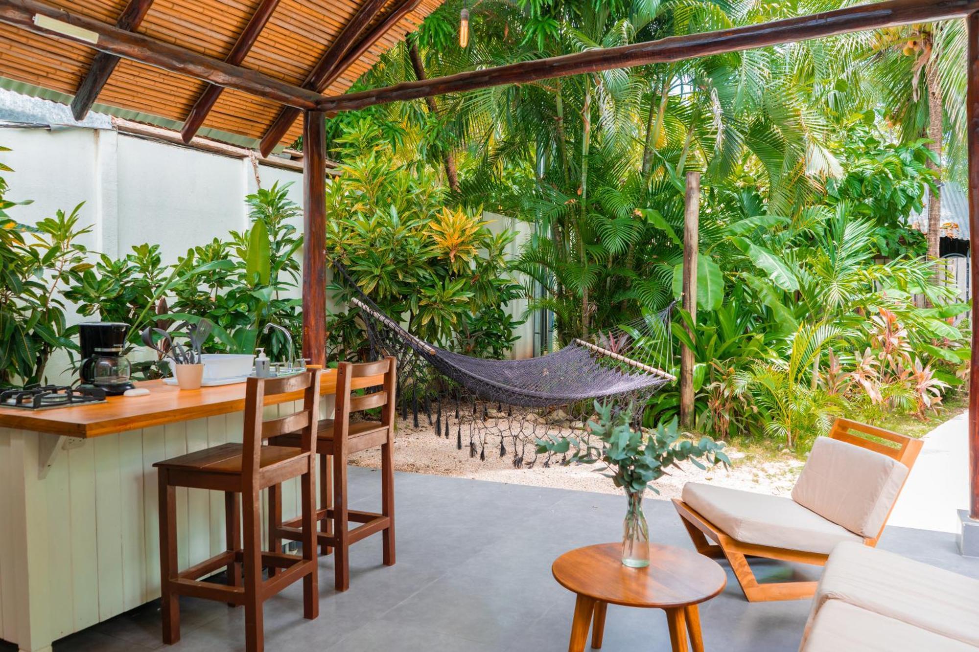 Banana Beach Bungalows Playa Santa Teresa  Eksteriør billede